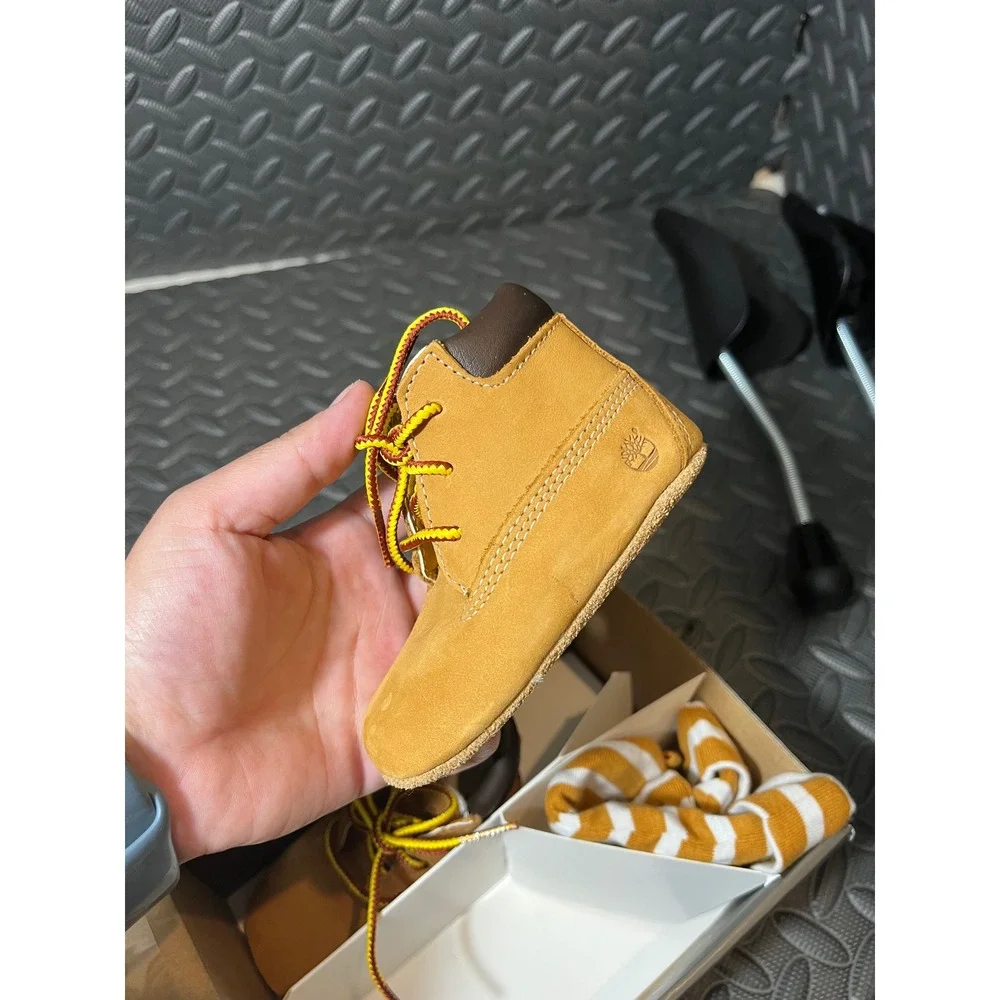Timberland Newborn Infant Soft Bottom Wheat Toddler Shoes Crib Booties Cap Set 2